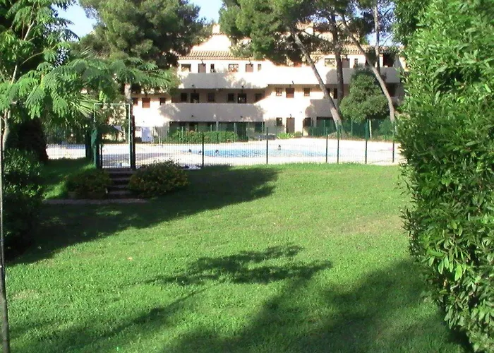 شقة 3p En Rez-de-jardin Avec Piscine Et Parking, A 600m De La - Saint-raphael - Fr-1-226a-151 *