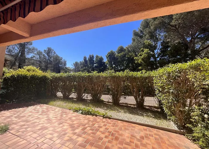 شقة 3p En Rez-de-jardin Avec Piscine Et Parking, A 600m De La - Saint-raphael - Fr-1-226a-151 Saint-Raphaël